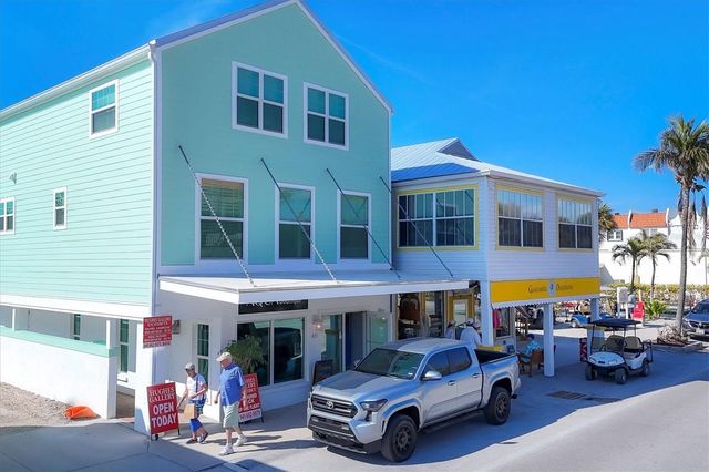 150 1ST STREET E, Boca Grande, FL 33921