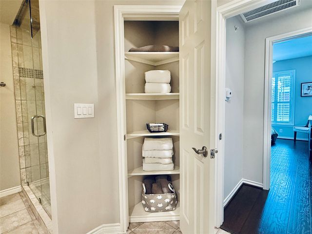 2400 Mccue Road 347, Houston, TX 77056