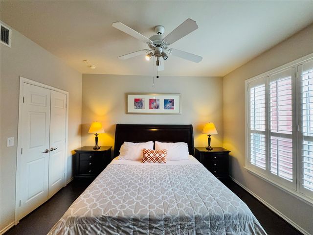 2400 Mccue Road 347, Houston, TX 77056