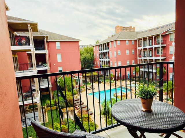 2400 Mccue Road 347, Houston, TX 77056