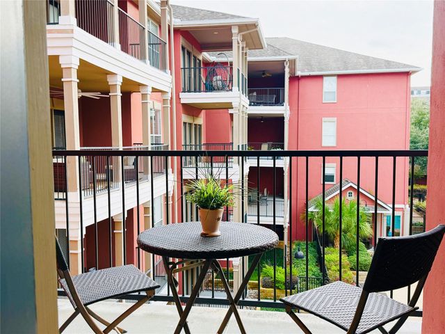 2400 Mccue Road 347, Houston, TX 77056