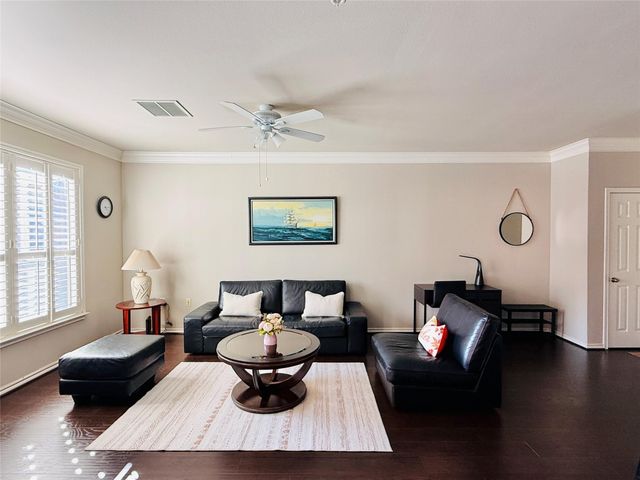 2400 Mccue Road 347, Houston, TX 77056