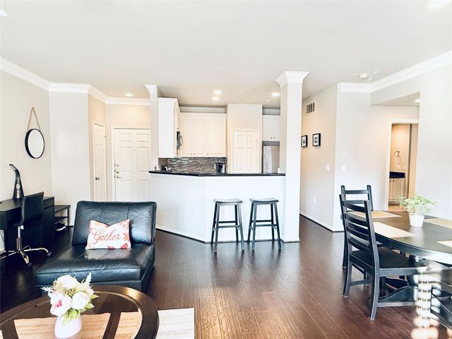 2400 Mccue Road 347, Houston, TX 77056