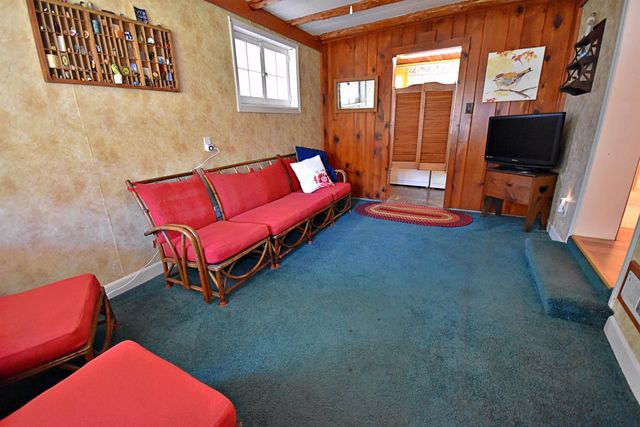 1900 Pavilion Drive, Lake City, MI 49651