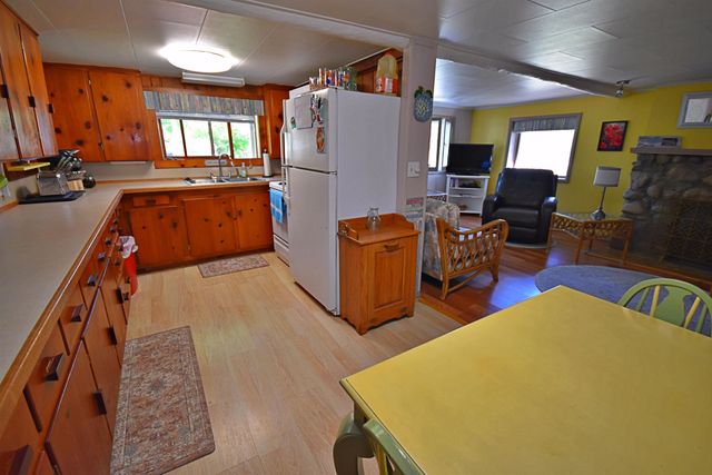 1900 Pavilion Drive, Lake City, MI 49651