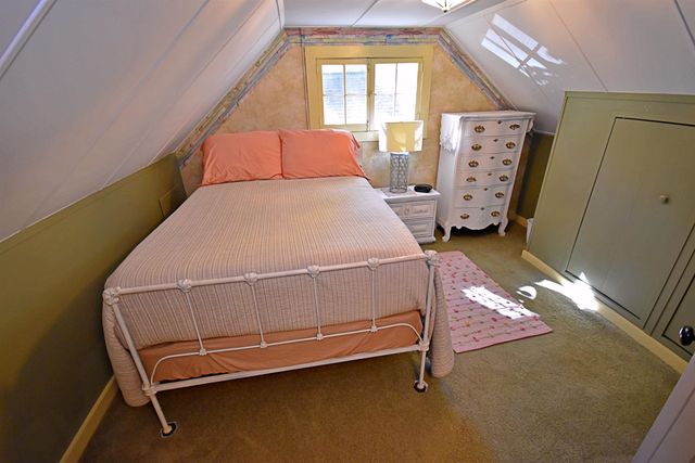 1900 Pavilion Drive, Lake City, MI 49651