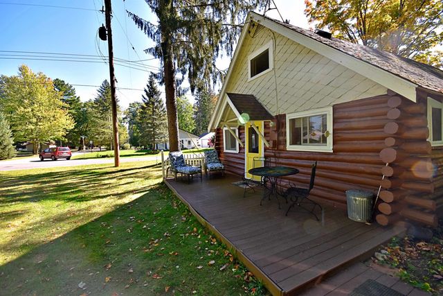 1900 Pavilion Drive, Lake City, MI 49651