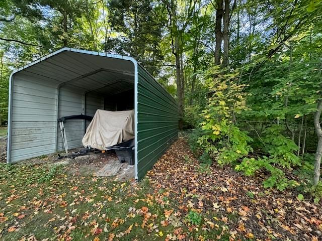 1900 Pavilion Drive, Lake City, MI 49651