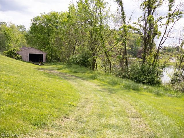 1170 Dillworth Road, East Liverpool, OH 43920