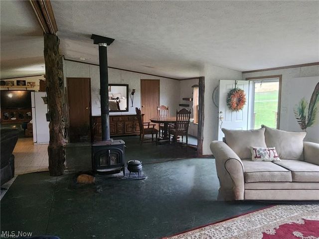 1170 Dillworth Road, East Liverpool, OH 43920