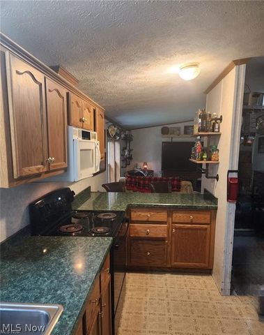 1170 Dillworth Road, East Liverpool, OH 43920