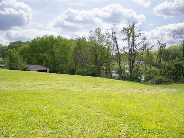 1170 Dillworth Road, East Liverpool, OH 43920