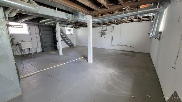 4111 Martins Place, Cheviot, OH 45211