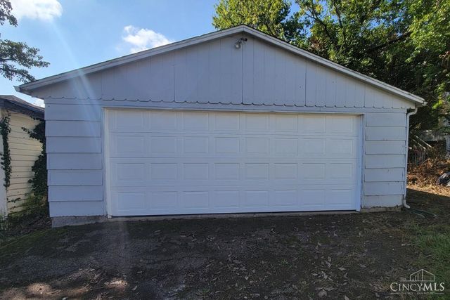 4111 Martins Place, Cheviot, OH 45211