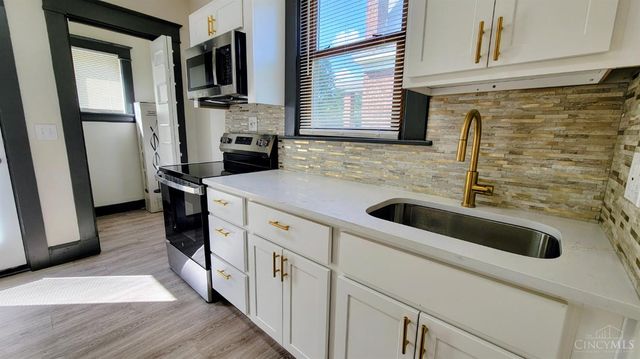 4111 Martins Place, Cheviot, OH 45211