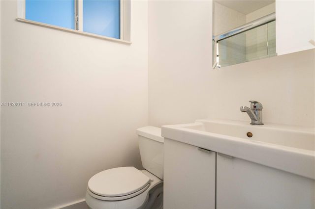 1750 S Treasure Dr 1, North Bay Village, FL 33141