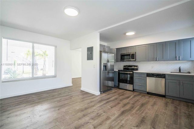 1750 S Treasure Dr 1, North Bay Village, FL 33141