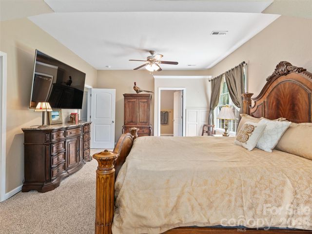 253 Odoms Chapel Road, Bakersville, NC 28705