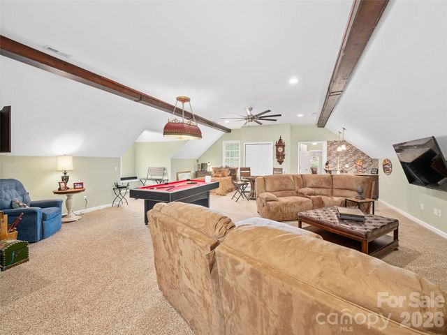253 Odoms Chapel Road, Bakersville, NC 28705