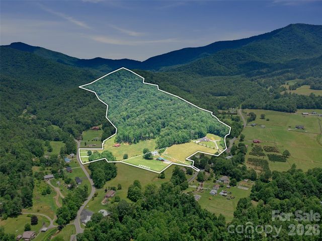 253 Odoms Chapel Road, Bakersville, NC 28705