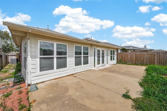 13915 Maleewan Lane, Sugar Land, TX 77498