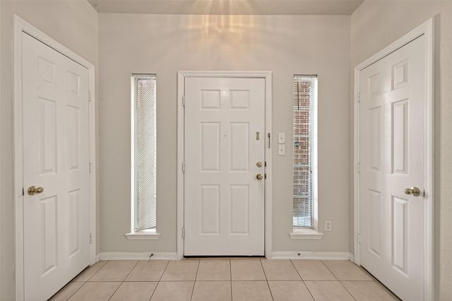 13915 Maleewan Lane, Sugar Land, TX 77498