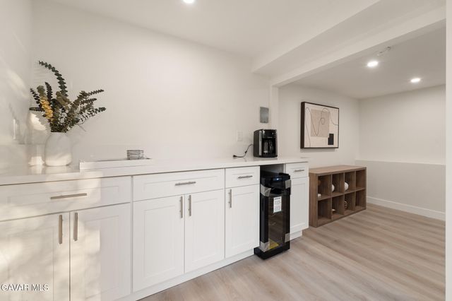 1637 N Alvarado Street, Los Angeles, CA 90026