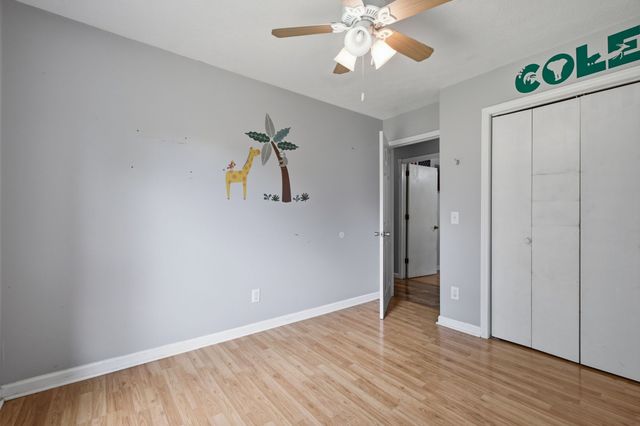 325 Clyde Wix Rd, Westmoreland, TN 37186