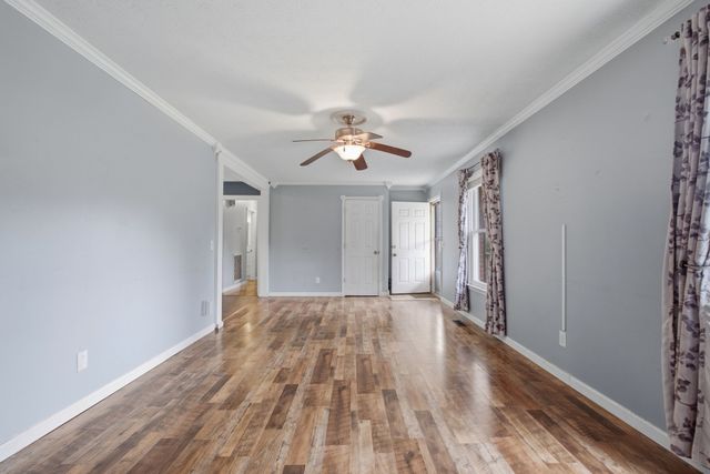 325 Clyde Wix Rd, Westmoreland, TN 37186