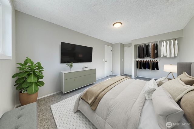 11630 NE 74th Street, Kirkland, WA 98033