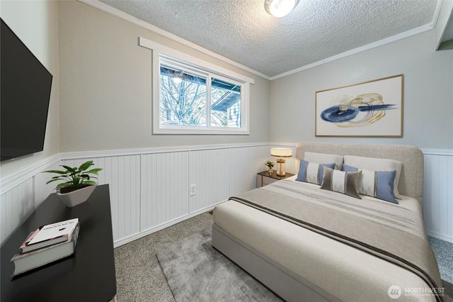 11630 NE 74th Street, Kirkland, WA 98033