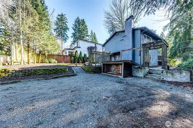 11630 NE 74th Street, Kirkland, WA 98033