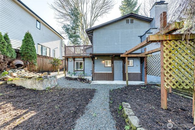 11630 NE 74th Street, Kirkland, WA 98033