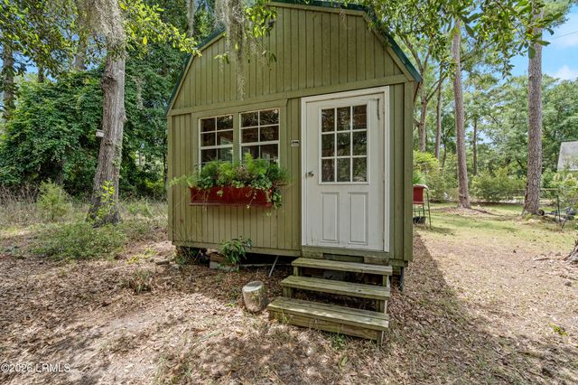 66 Dulamo Bluff, St. Helena Island, SC 29920