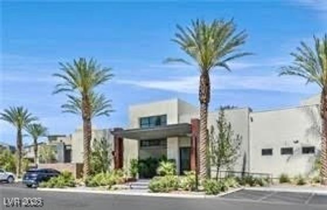 11258 Essence Point Avenue 211, Las Vegas, NV 89135