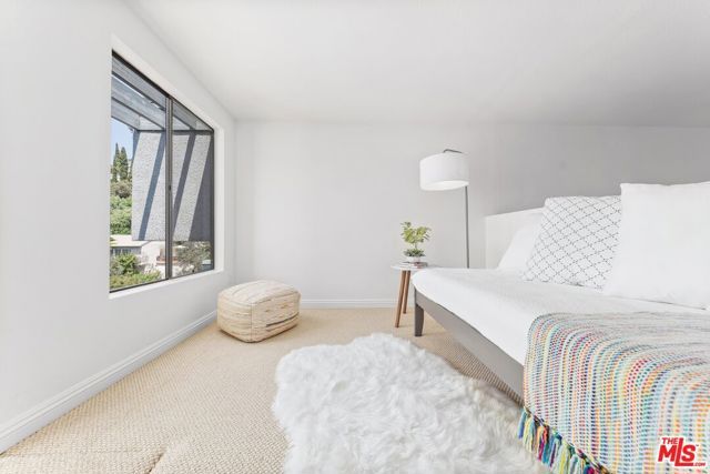1940 N Highland Avenue Ph76, Los Angeles, CA 90068