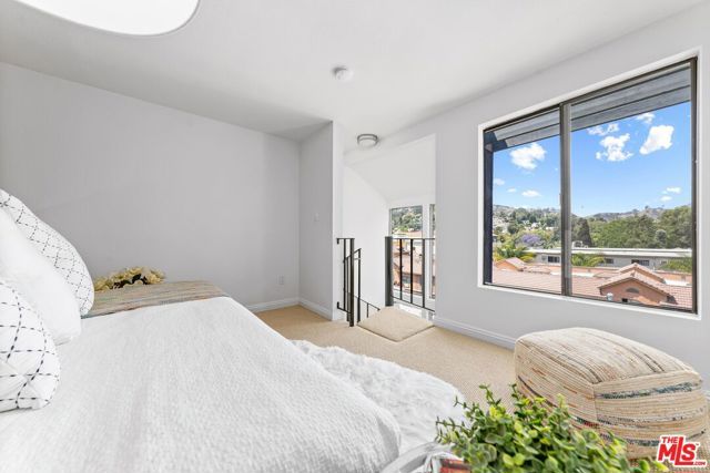 1940 N Highland Avenue Ph76, Los Angeles, CA 90068