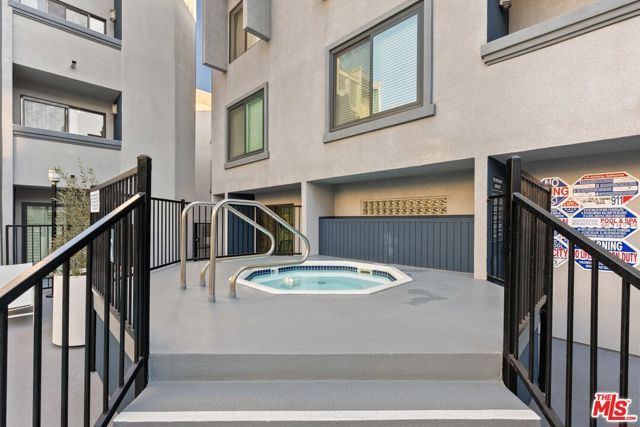 1940 N Highland Avenue Ph76, Los Angeles, CA 90068