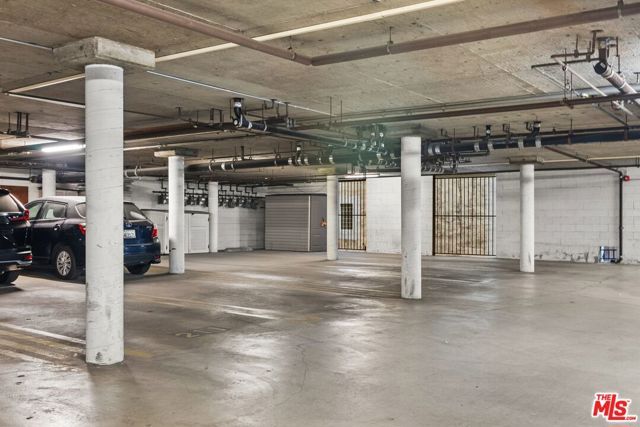 1940 N Highland Avenue Ph76, Los Angeles, CA 90068