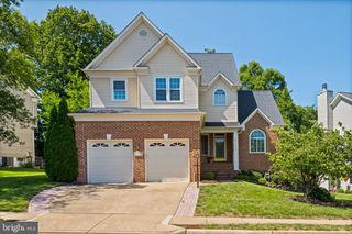 1539 KINGSTREAM CIR, Herndon, VA 20170