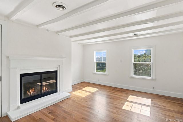 20 Division Street, Cold Spring, NY 10516
