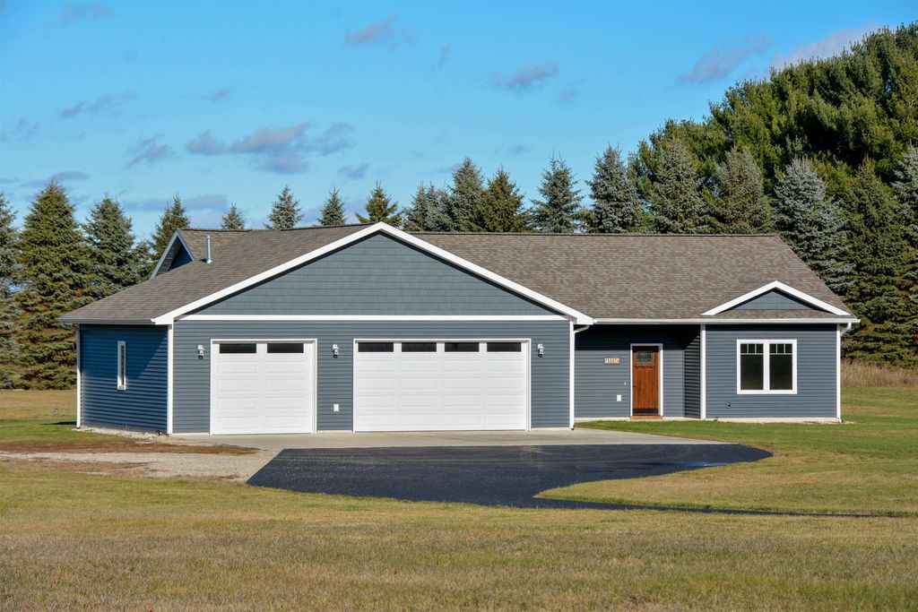 5597 Timber Flats Drive, Paradise Twp, MI 49649