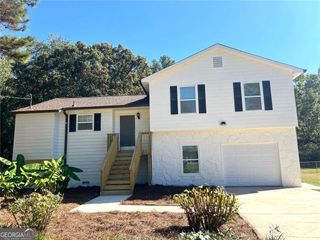 85 Edelweiss Drive, Fairburn, GA 30213