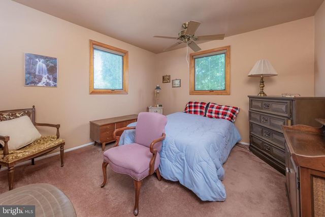 400 OVERBROOK AVE, Glassboro, NJ 08028