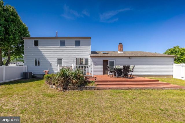 400 OVERBROOK AVE, Glassboro, NJ 08028