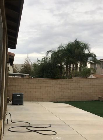 10939 Hardy Pecan Court, Fontana, CA 92337