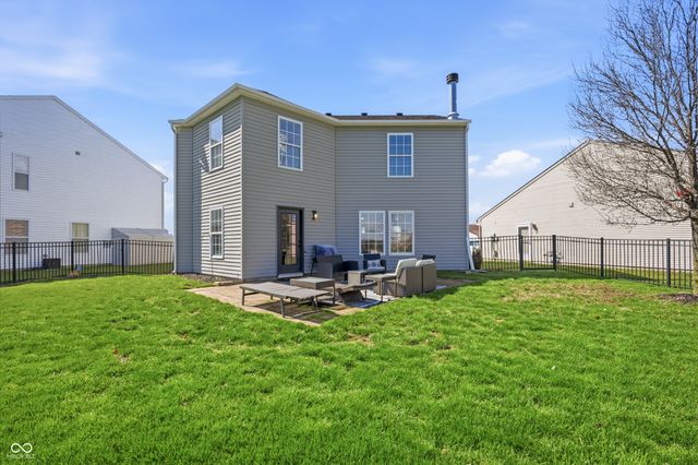 8032 W Campfire Drive, Pendleton, IN 46064