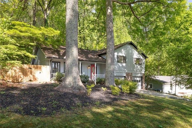 2845 Wood Forest, Marietta, GA 30066