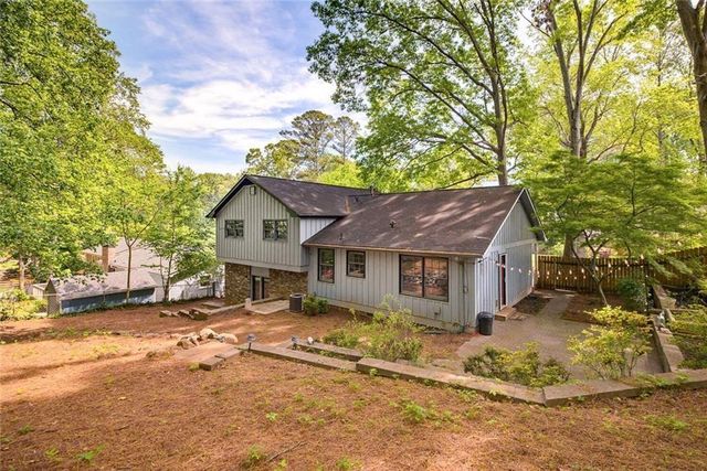 2845 Wood Forest, Marietta, GA 30066