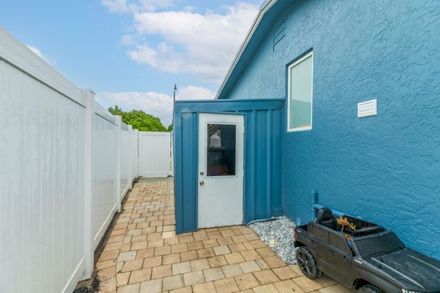 1612 NE 31st Court, Pompano Beach, FL 33064